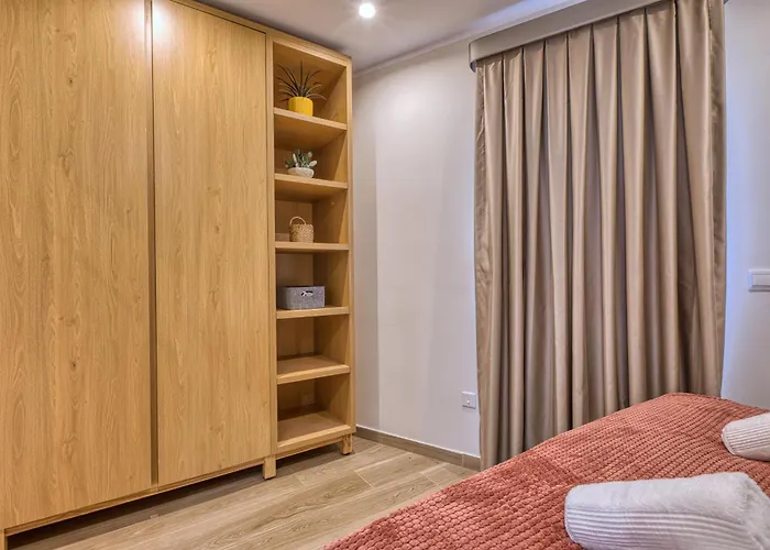 Opuntia Microdasys - Bajtra 4 - Luxury Penthouse Sliema